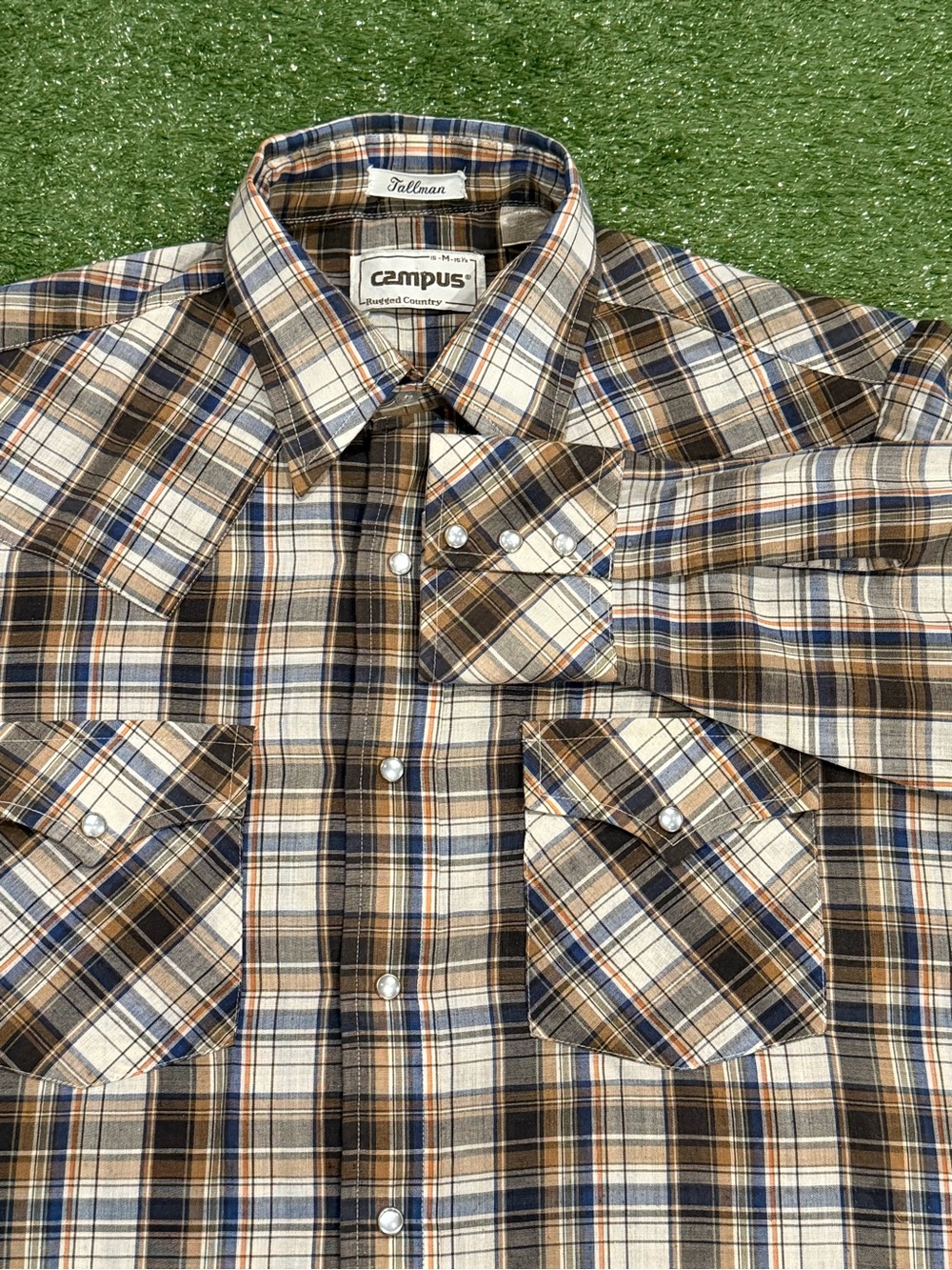 Campus Tall man Pearl Snap Long sleeve Sz 15-15 1/2 Med